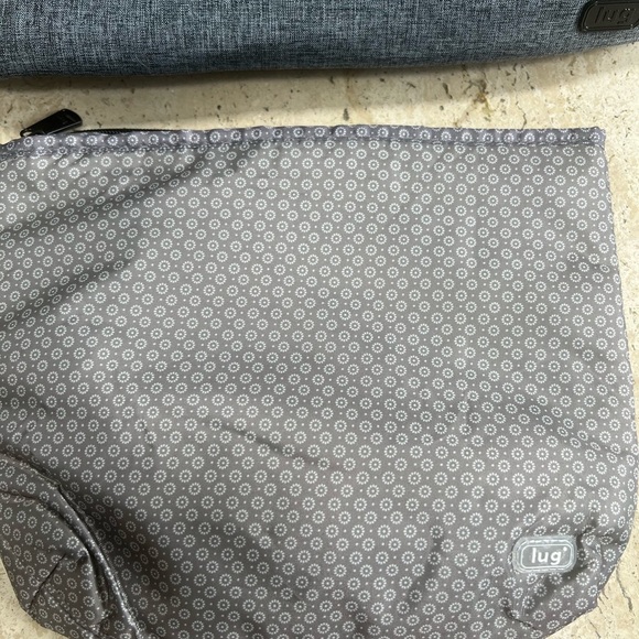 Women's Gondola XL Shoulder Bag, Heather Gray - Picture 12 of 14